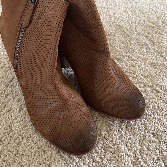 Tan Distressed BP Trolley Boots - Picture 2 of 8